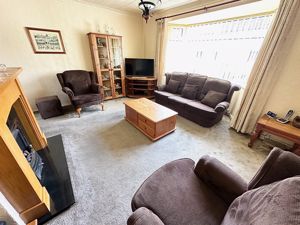 Lounge- click for photo gallery